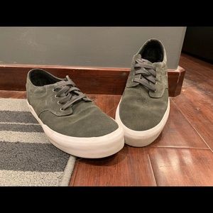 Men’s Dark Grey Suede C1rcas